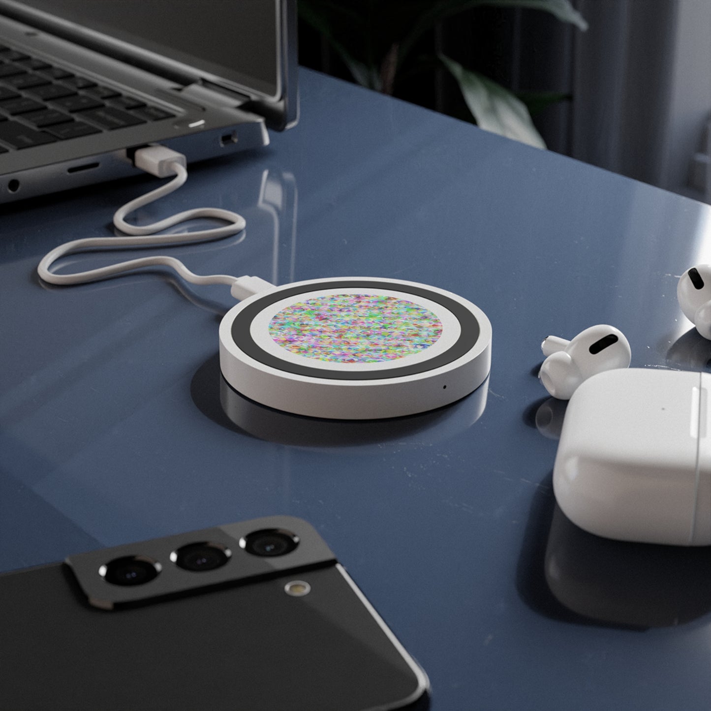 Love Is Magic 3 Quake Wireless Charging Pad