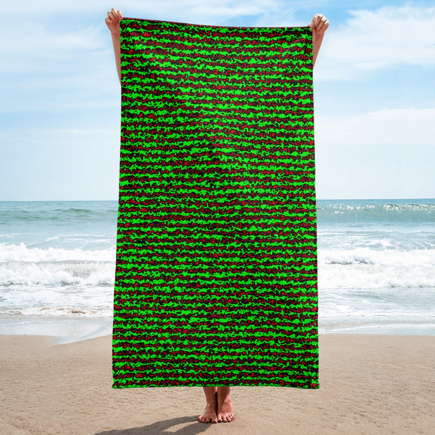 Color Noise Green & Red & Black Towel