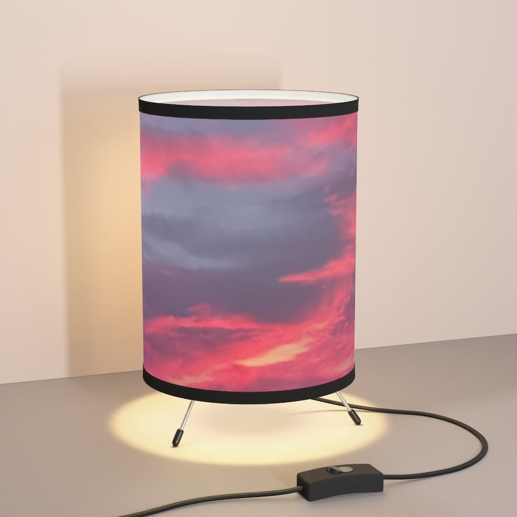 Tickled Pink Tripod Lamp with High-Res Printed Shade, US\CA plug