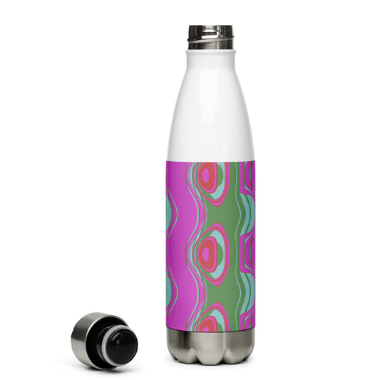 Your drinks should always stay at the perfect temperature, but that doesn’t mean you need to sacrifice style. Say goodbye to bulky flasks and boring colors, and get an everyday water bottle that reflects your retro personality. Made from stainless steel and with double-wall insulation, "The Far Out Wave" bottle is the perfect mix of fashion and function.